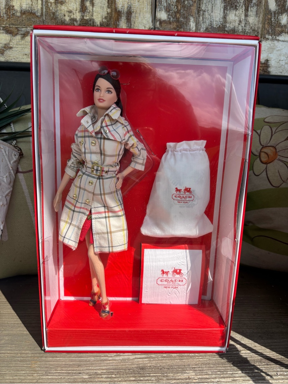 Coach Barbie 2013  Limited Edition Gold Label Collector Doll X8274 N
